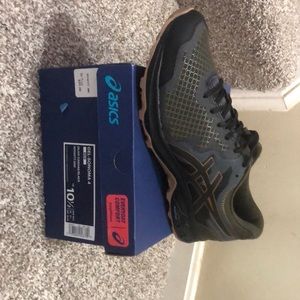New men’s ASICS shoes!
